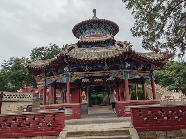 在米脂探讨李自成失败的原因