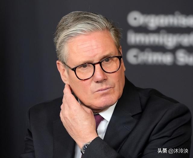 不到48小时，特朗普身体传噩耗	，34国军方高官集合，对英紧急改口