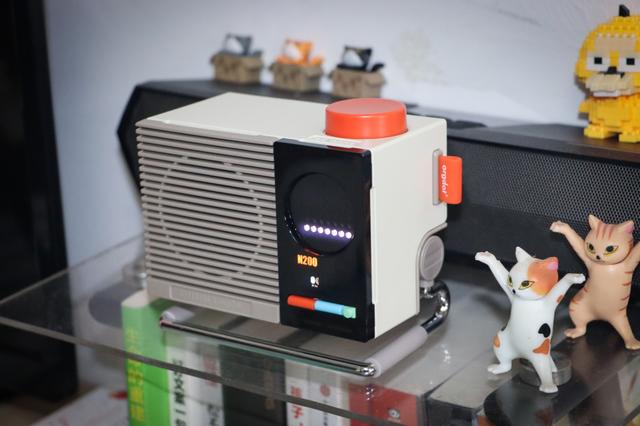 桌面解压新玩物：赛塔林N200蓝牙音箱体验