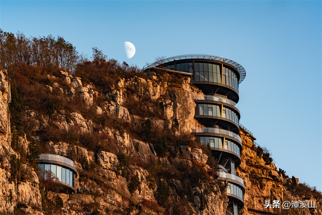 小雪丨崖壁冰瀑、高空雪景……潭溪山壮美冬景进入倒计时→
