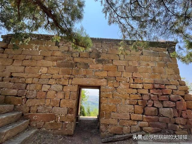 这回去莱芜爬山，目的地：永宁崮，却误打误撞又进了大舟院