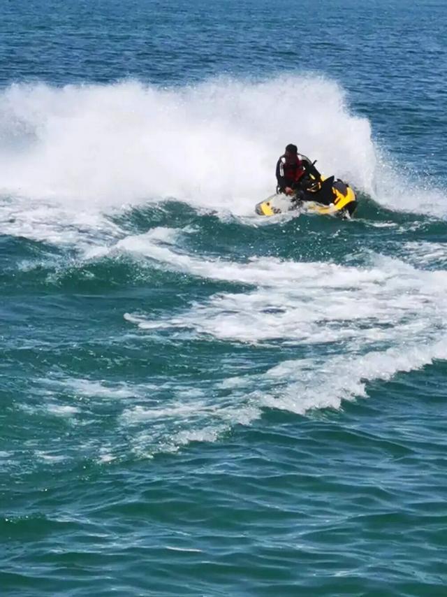 博斯腾湖不是湖，这是西海！