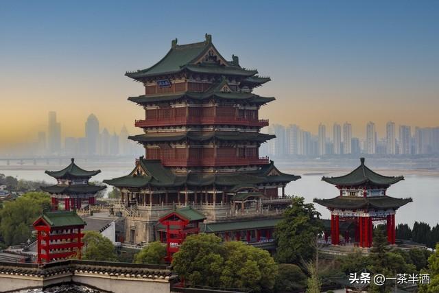 自驾攻略：江西由南向北自驾游线路，串联特色景点免费营地及美食