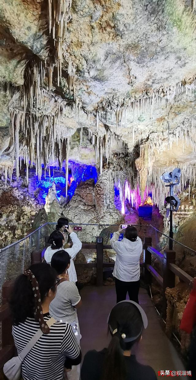 来沂源溶洞，感受18℃的惬意
