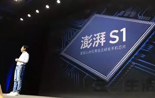 求和是死路！中美经济回正轨，中国攻克高端芯片制造才是唯一出路