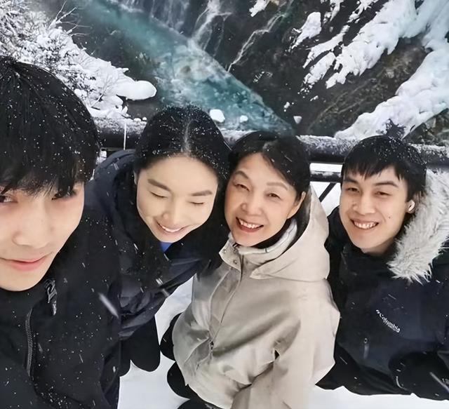 大瓜！宗庆后竟有6个私生子，4个生母身份曝光，宗馥莉曾绝食抗议