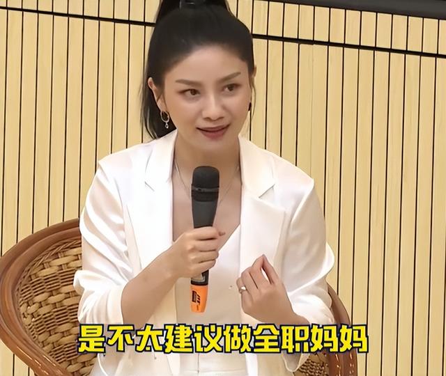 47岁沙溢也没想到，巅峰期隐退生子的胡可，如今也能为自己争光了