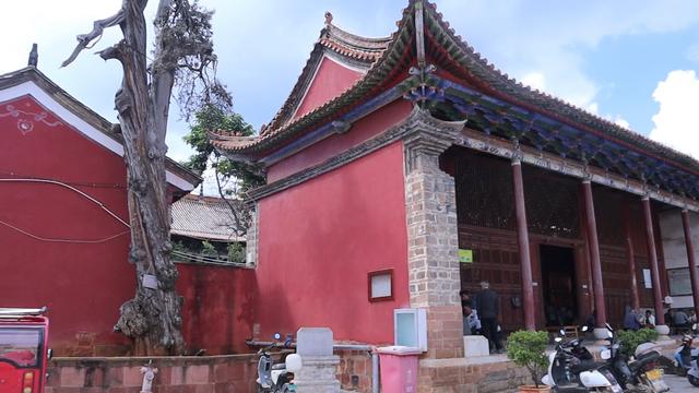 昆明动车直达，又一座小众的千年古镇，四季如春，古迹遍布