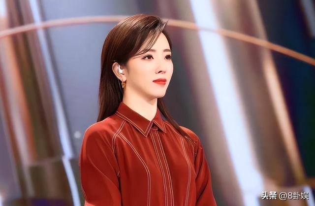 狐狸尾巴藏不住？李思思离开央视原因曝光，原来“野心”不止于此