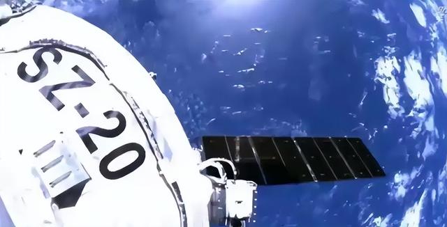 神二十遭遇“太空杀手”？杨利伟昔日噩梦成真，中国展示王牌后手