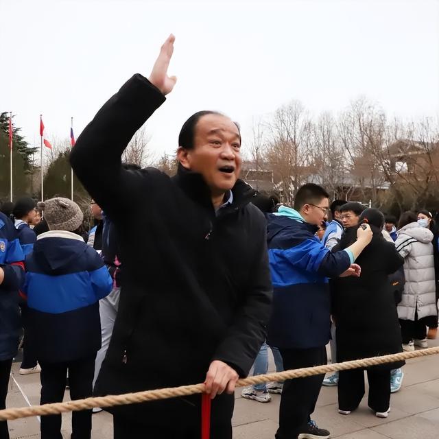 凝心聚力，气拔山河 | 恒德冬季拔河比赛热血开拔！