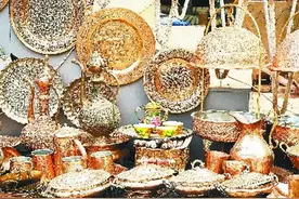 黄铜餐具，巴基斯坦姑娘的嫁妆图片