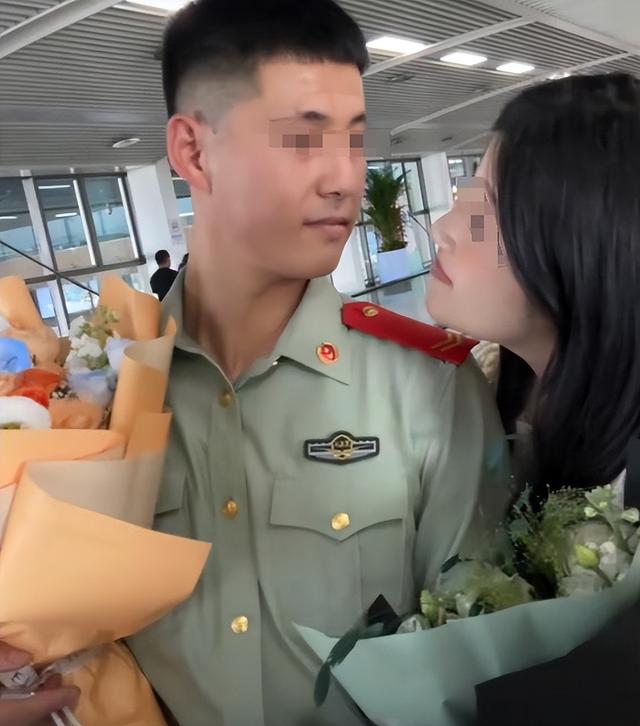 接退伍男友遭全网劝分后：视频已删，男方账号被扒，细节暴露问题
