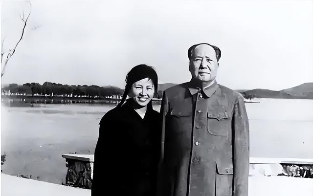 毛主席逝世1年后，谢静宜被开除党籍后直言：我永远是党的女儿！