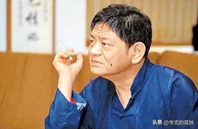100多位情妇，包养费上亿元，9女同床却落得个凄凉下场、人财两空