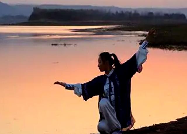 提醒：千万注意，公园练太极拳的这一种人！