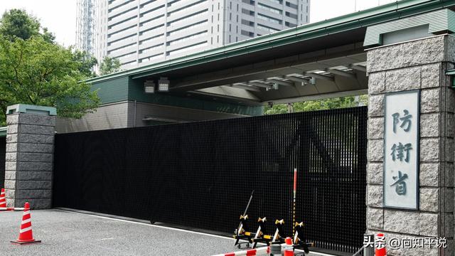 高市早苗拒不撤回!中方突然改口,刚发出最后通牒,日敢插手就打