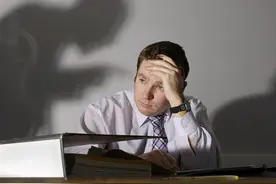 不在单位，越被领导打压，越要走好这四步图片