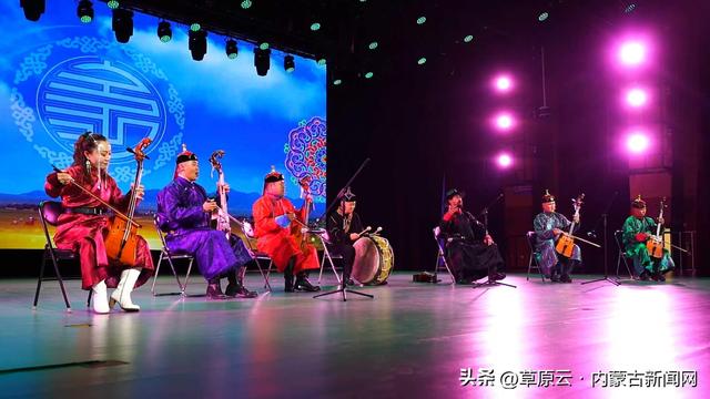 “乌兰牧骑神州行”全国巡演60周年纪念演出｜赤峰乌兰牧骑巡演：架起红山与江南文旅连心桥
