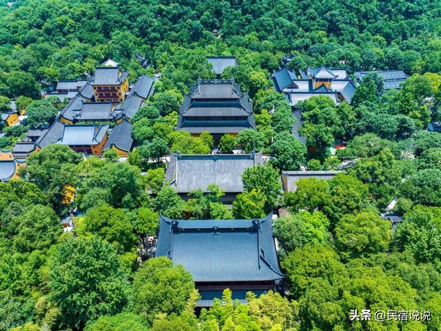 好奇期过后，免费景区的爽约局自然解困。