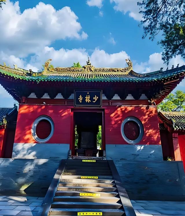 我是嘉兴人，去了趟河南郑州，不吹不黑，郑州比网上评价的还要好