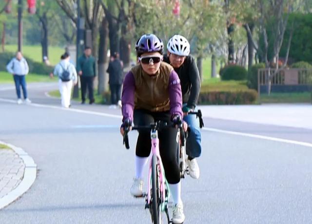 初冬限定!观鸟、彩叶、遛娃一站式,承包全家 “零负担” 快乐