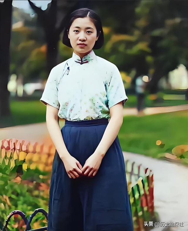 杨振宁发妻杜致礼有多美？1949年在美国的留影，22岁的她气质不凡