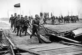 黄埔军校三李不如一王图片