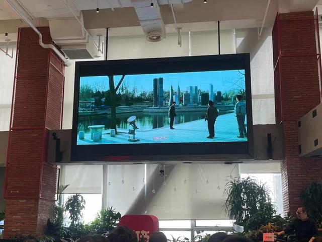 小红书，普通人的奇遇之地
