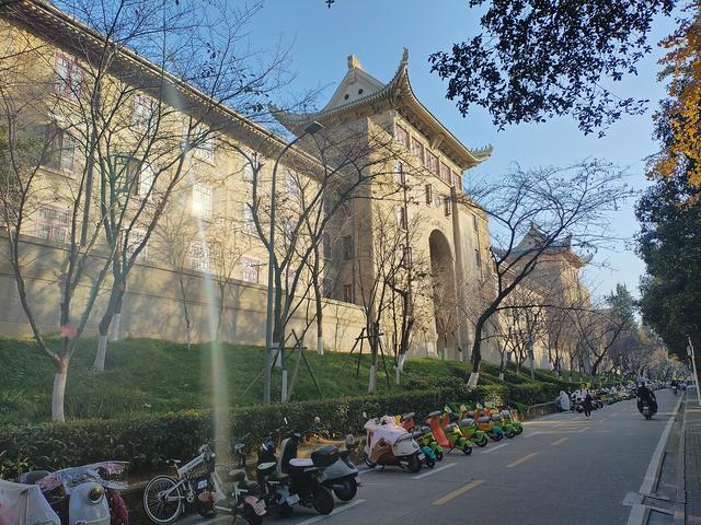 鄂渝行第八天：漫游大武汉