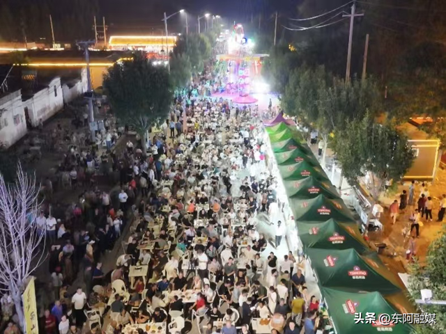 美食、歌舞、烟花秀，还有绚丽夜景，大美鱼山啤酒节火爆开幕！