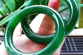 不同体质适合佩戴的首饰图片