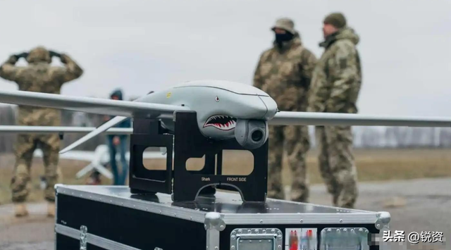 欧洲无人机炸锅！泽连斯基抓商机开两办事处，卖武器还抗俄？