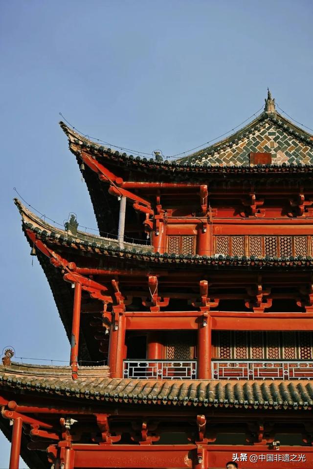 云南建水——千年临安古城 ：中国最后一座活着的古城！