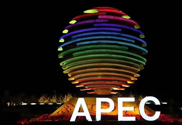 高市早苗硬刚到底，要将中国高官驱逐出境，中方“以牙还牙”