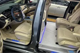 别克gl8陆上公务舱改装升级，不走弯路，收藏起来吧图片