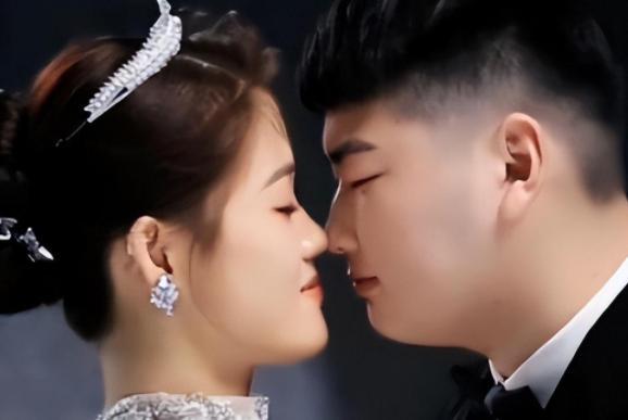 朱小伟做梦也没有想到，离婚四年后，陈亚男没能活成真实的自己