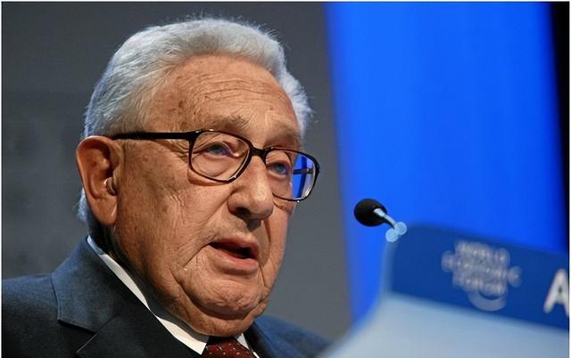 台海还没开战，另一场恶仗已逼近中国，美撕下伪装	，基辛格没说错