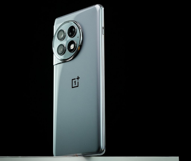 �ֻ�������̫����4����Լ۱ȡ��Ļ��ͣ����콢������������