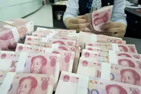 银行取款出“新规”且已执行！老年人注意，以后取款的方式变了？图片