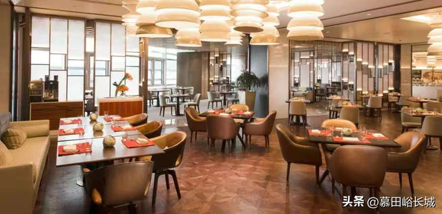 5天4晚顶级青少年冬令营招募开启｜国宾酒店、长城之巅、峰会视野、专业雪道，一次体验