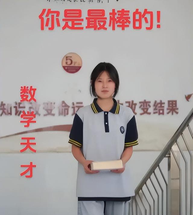 2024年出圈的十大网红，“一念天堂，一念地狱”选择不同结局不同