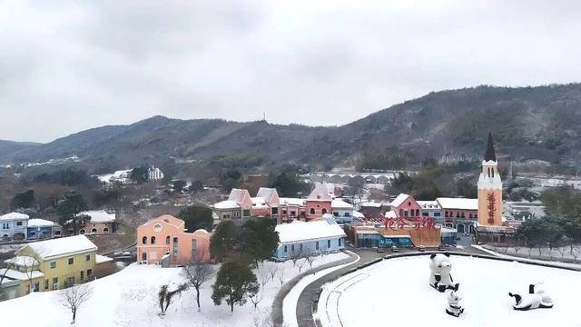 雪҈ 雪҈ 雪҈ 太美啦！快接住这“泼天”的雪白浪漫！