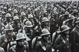 抗日战争中，国民党杂牌军之间也是有等级划分的，朝中有人好做事图片