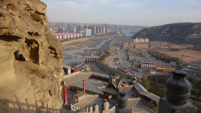 陕北这个靠挖煤暴富的百强县，原来也是一处“旅游胜地”？