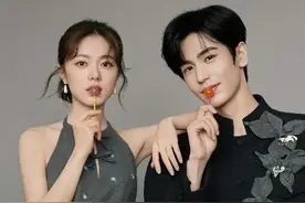 赵今麦张凌赫双人大片来袭，帅哥美女同框好养眼，这对CP你们嗑吗图片