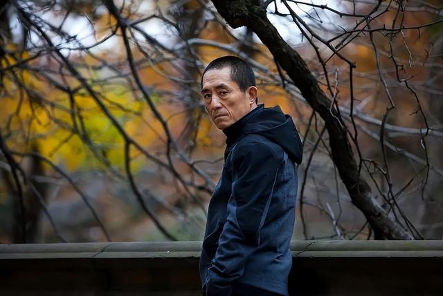 国安“点名”75岁张艺谋，释放三个强烈信号	，巩俐的话真没说错