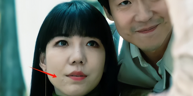 当“整容脸”混进央视缉毒剧，撞上天然脸演员，简直是丑态百出