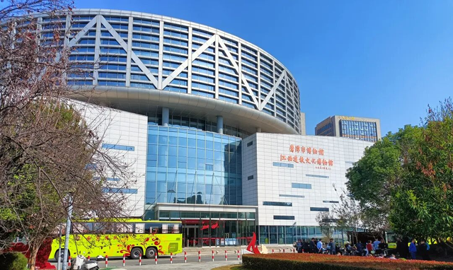 游在鹰潭 | 馆藏为卷，民俗为墨，人文为笔，一站式漫游，解锁千年文化肌理【全球学子嘉游赣 奇绝鹰潭逍遥游】