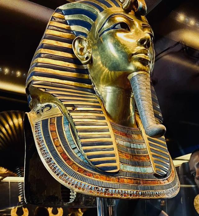 扛过疫情，停工2次！金字塔旁 “博物馆” 开业，馆内却被中国抢镜